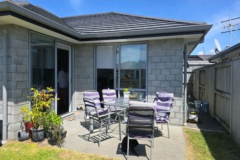 Photo of property in 7 Fuller Street, Papamoa Beach, Papamoa, 3118