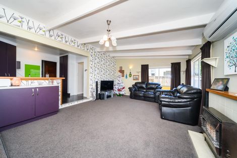 Photo of property in 18 Edwards Place, Terrace End, Palmerston North, 4410