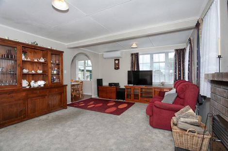 Photo of property in 18 Ngareta Street, Marton, 4710