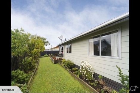 Photo of property in 35 Peter Hall Drive, Kelvin Grove, Palmerston North, 4414