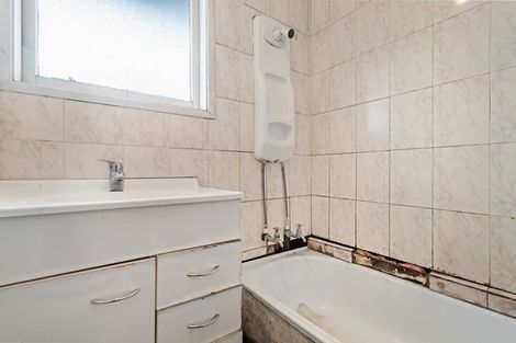 Photo of property in 32 Ashgrove Road, Mangere, Auckland, 2022