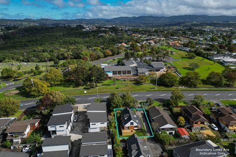 Photo of property in 1/4227 Great North Road, Glendene, Auckland, 0602