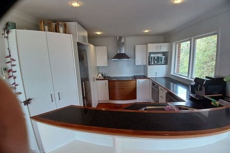 Photo of property in 819 Beach Road, Browns Bay, Auckland, 0630