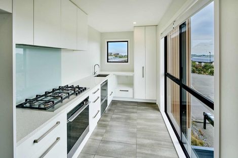 Photo of property in 32 Tea Tree Lane, Woodridge, Wellington, 6037