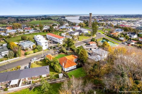 Photo of property in 5 Durie Street, Durie Hill, Whanganui, 4500