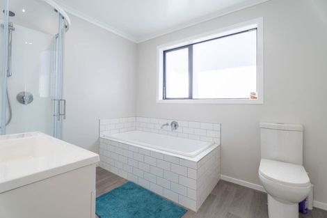 Photo of property in 13 Topsail Way, Whitby, Porirua, 5024