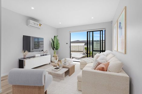 Photo of property in 106 Te Napi Drive, Takanini, Auckland, 2112