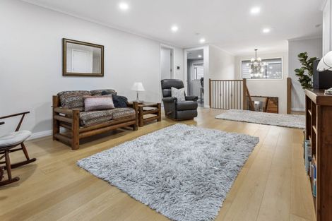 Photo of property in 10 Tawatawa Street, Long Bay, Auckland, 0630