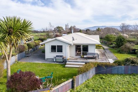 Photo of property in 345 Waihakeke Road, Waihakeke, Carterton, 5792
