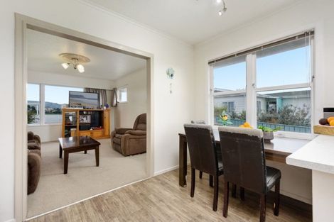 Photo of property in 8 No 1 Road, Te Puke, 3119