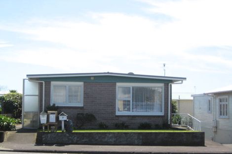 Photo of property in 1/158 Saint Aubyn, New Plymouth, 4310