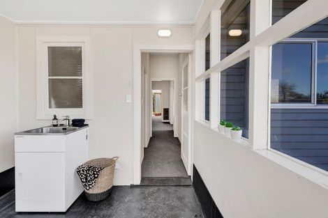 Photo of property in 39 Maire Street, Inglewood, 4330