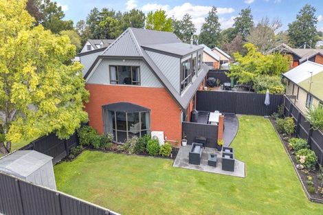 Photo of property in 10 Pyatt Place, Redwood, Christchurch, 8051