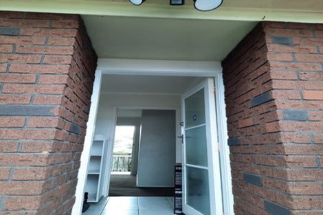 Photo of property in 4 Sabot Place, Massey, Auckland, 0614
