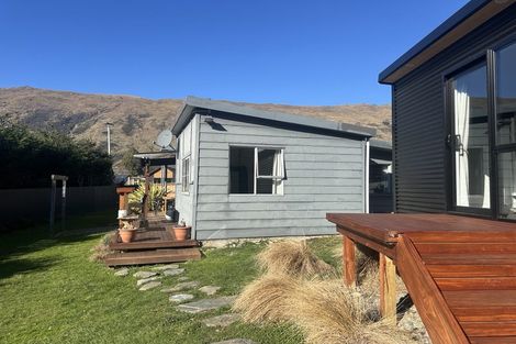 Photo of property in 51 Oxford Street, Kingston, Athol, 9793