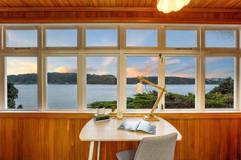 Photo of property in 196 Evans Bay Parade, Roseneath, Wellington, 6021