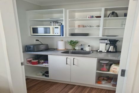 Photo of property in 133 Amesbury Drive, Churton Park, Wellington, 6037