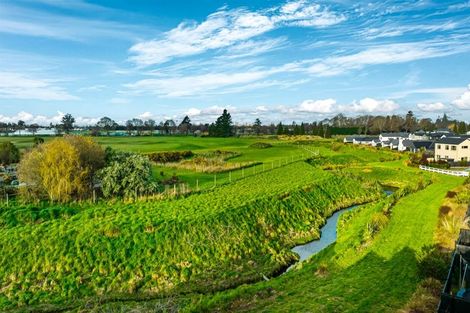 Photo of property in 30 Piripiri Place, Broomfield, Christchurch, 8042