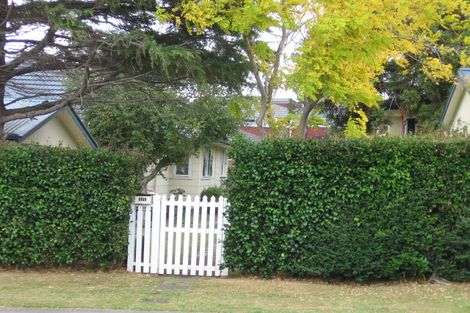 Photo of property in 1/11 Gordon Avenue, Forrest Hill, Auckland, 0620