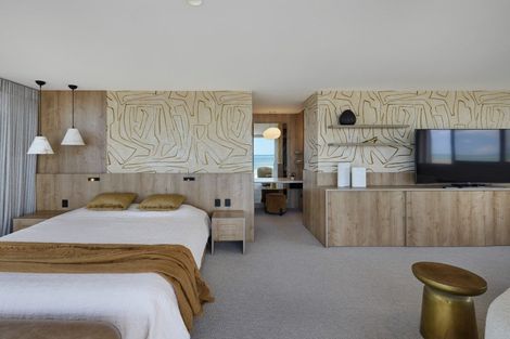 Photo of property in 7 Surf Road, Mount Maunganui, 3116