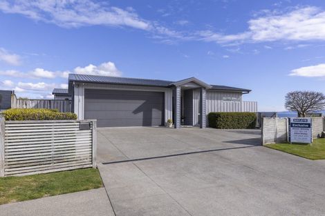 Photo of property in 43 Victory Drive, Wharewaka, Taupo, 3330