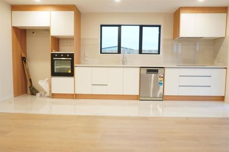 Photo of property in 8 Rorotu Avenue, Karaka, Papakura, 2113