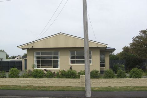 Photo of property in 33 Croziers Road, St Albans, Christchurch, 8052