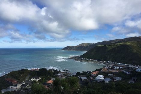Photo of property in 18 Robertson Street, Owhiro Bay, Wellington, 6023