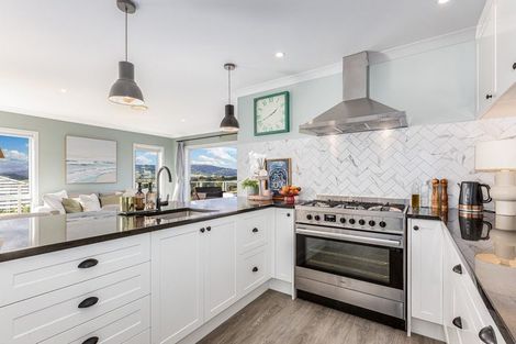 Photo of property in 144 Endeavour Drive, Whitby, Porirua, 5024