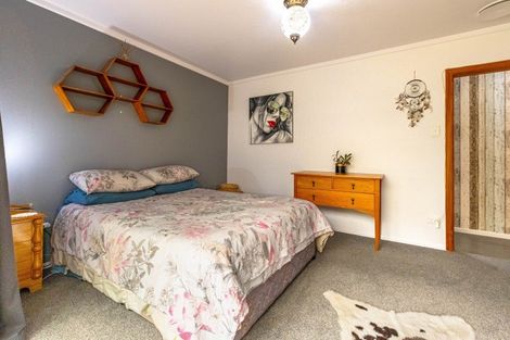 Photo of property in 37 Rochfort Street, Otane, 4202