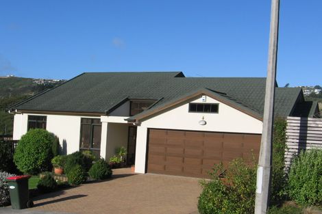 Photo of property in 16 Wantwood Grove, Churton Park, Wellington, 6037