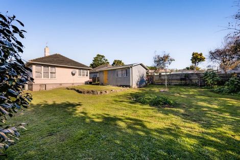 Photo of property in 10 Acourt Street, Hawera, 4610