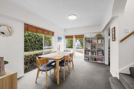 Photo of property in 15a Saint Winifreds Place, Bryndwr, Christchurch, 8052