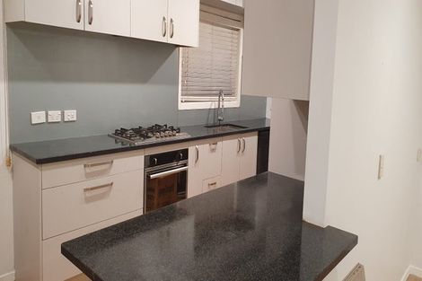 Photo of property in 20 Durham Street, Te Atatu Peninsula, Auckland, 0610