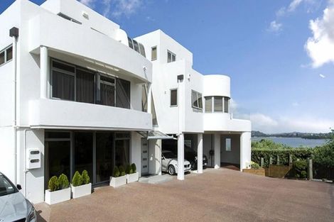 Photo of property in 2 Bucklands Beach Road, Bucklands Beach, Auckland, 2012