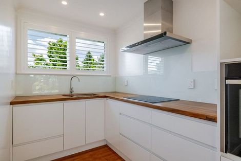 Photo of property in 23 Tilbury Avenue, Hokowhitu, Palmerston North, 4410
