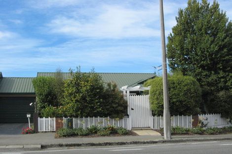 Photo of property in 138 Racecourse Road, Sockburn, Christchurch, 8042