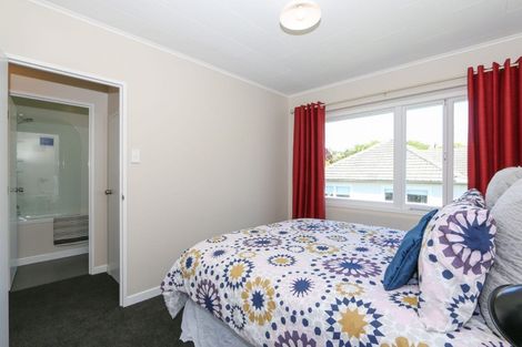 Photo of property in 1/23 Campbell Street, Karori, Wellington, 6012