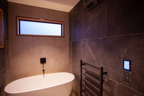 Photo of property in 41 Mount Linton Avenue, Wanaka, 9305