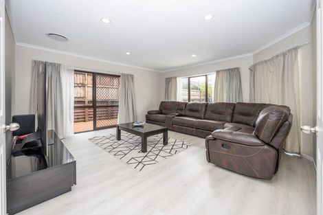 Photo of property in 7 Hollinger Place, Nawton, Hamilton, 3200