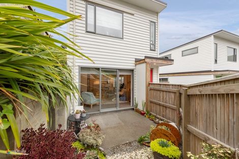 Photo of property in 7u6 Handyside Street, Tawa, Wellington, 5028