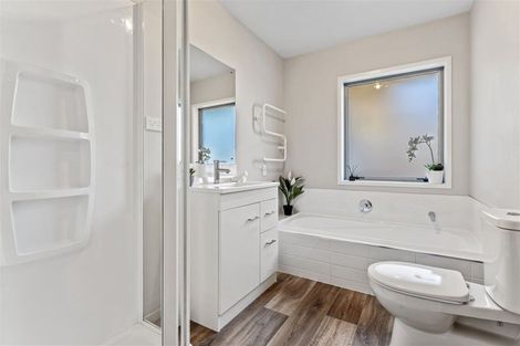 Photo of property in 66 Longcot Drive, Rolleston, 7615