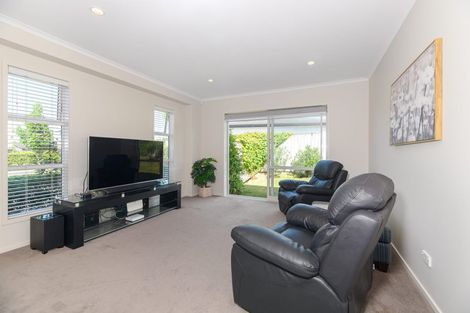 Photo of property in 11 Pitoitoi Drive, Riverhead, 0820