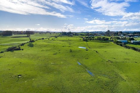Photo of property in 45 Karioitahi Road, Waiuku, 2683