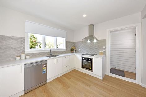 Photo of property in 111 Vagues Road, Northcote, Christchurch, 8052