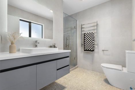 Photo of property in 90 Awaruku Road, Torbay, Auckland, 0630