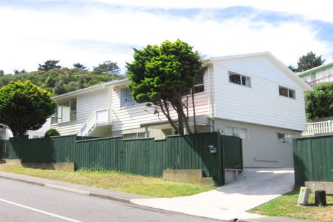 Photo of property in 44 Melrose Road, Island Bay, Wellington, 6023