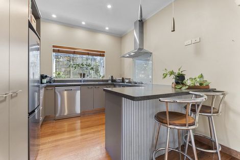 Photo of property in 145 Clawton Street, Westown, New Plymouth, 4310