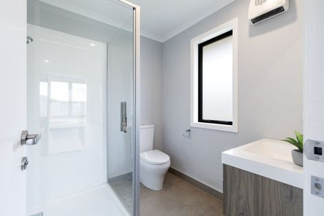 Photo of property in 202 Pacific Drive, Fitzherbert, Palmerston North, 4410