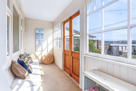 Photo of property in 30 Steyne Avenue, Plimmerton, Porirua, 5026